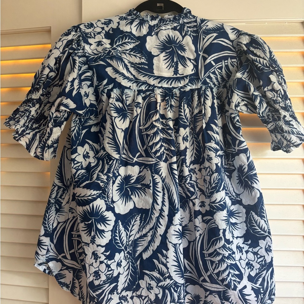 Mille Marnie Top in Blue Hibiscus